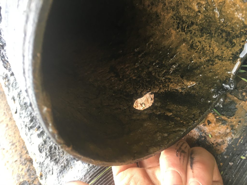 hole in pipe